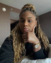 Perks of sleeping with the Director #family ♥️😉