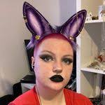 Holly Everson's Instagram, Twitter & Facebook