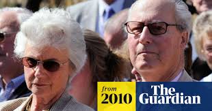 David Cameron's father dies after stroke