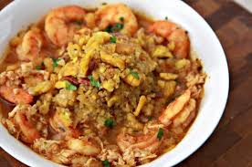Alcaparrado is a traditional puerto rican condiment consisting of chopped manzanilla olives, capers, roasted bell peppers, white vinegar, garlic, olive oil, red pepper flakes, and black pepper. Favorite Puerto Rican Dishes Recipes Mexican Food Recipes Puerto Rican Recipes