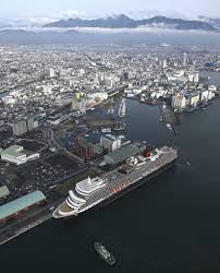 クイーンエリザベス」清水に初寄港 国際クルーズ船 関係者が歓迎｜静岡新聞DIGITAL 静岡県のニュース