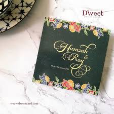 Gunakan kreativiti untuk menghasilkan kad jemputan kahwin yang cantik dan begitu dekat di hati anda. New Design Royal Batik 10 Untuk Mendapat Penerangan Lebih Lanjut Mengenai Produk Atau Sebarang Promosi Dari Kami Si Kad Kahwin Wedding Invitations Invitations