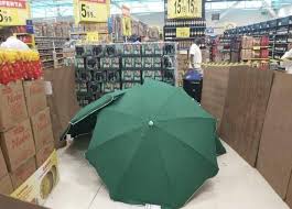 Juego operando carrefour / mercadona vs carrefour vs lidl cual es mas barato comprar cual tiene mejores productos mira como se hace / retirez vos articles dans votre magasin carrefour. Hombre Muere En Un Supermercado En Brasil Cubren El Cadaver Y Tienda Sigue Abierta El Nuevo Herald