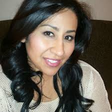 Listen to Candido (Una Noche De Mi Vida) by Yesenia Mata 1 in new playlist  online for free