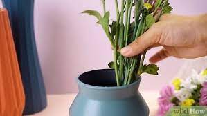 If you don't like the aspirin idea, you can also try this solution of sugar, bleach, and lemon juice to keep your flowers lasting longer. 4 Ways To Make Fresh Flowers Last Longer Wikihow