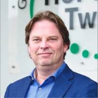 1400+ 'Edwin' profiles