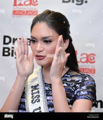 Miss canada miss universe hi-res stock photography and images