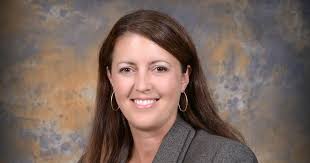 Lora Hendrix's Instagram, Twitter & Facebook