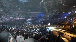 It's attached to penn station (which includes the lirr and new jersey transit) and thus serves as a major transportation hub for the new york metropolitan area. Concert Review Linkin Park Live At Madison Square Garden 2011 Richardthinks Org