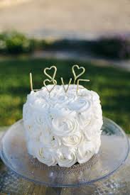 1.11 white wedding cake w 7. Trend Alert 25 Gorgeous Ideas For Single Tier Wedding Cakes