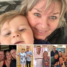 This was one of the last things my best friend Mrs Sausage sent to me  before she passed from cancer the following March aged 45. God I miss her  gorgeous face and