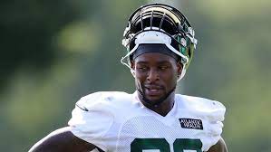 The jets organization appreciates le'veon's efforts during his time here and we know he worked hard to make significant contributions to this team. Ende Eines Missverstandnisses New York Jets Entlassen Le Veon Bell Kicker