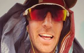 Doctor Ash and the Lake Baikal ice challenge equivalent to walking 15  marathons — Limitless Pursuits