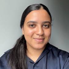 👋 Meet our Marketing & Communications Coordinator at the uOttawa Kanata  North Campus, Elyse Mitchell! Elyse is no stranger to the university,  having recently completed an Honours BA in Communication with CO-OP