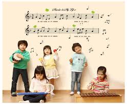 Sementara musik yakni adalah hasil pengolahan suara, melodi, harmoni dan ritme, vokal serta tempo. Jenis Jenis Dan Ciri Ciri Musik Pop Eliyana Sari