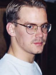 Do you recognize this handsome country singer without his iconic beard?  Find out who he is and see more pics of your favorite country artists  without their signature facial hair >>  https://go.countryrebel.com/Beardless-Country-Singers