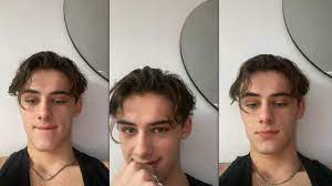 United kingdom (local de nascimento) residência: William Franklyn Miller Instagram Live Stream 23 February 2021