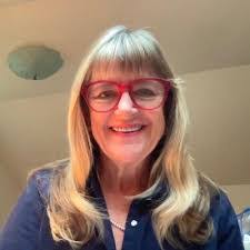 Tracy Heffelfinger's Instagram, Twitter & Facebook