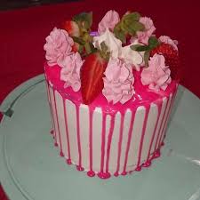 Allocakes Trouve Ton Gateau Ou Ton Patissier Cake Designer Gateau Anniversaire Coeurs En Chocolat Photo Gateau Anniversaire