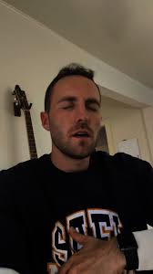 I love that this song made a little comeback!! #walltowall #music #singer  #chrisbrown #singingpractice