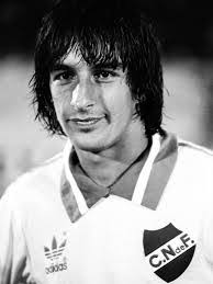 Julio Pedrozo's Instagram, Twitter & Facebook