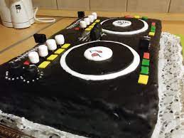 Dj birthday cake dj cake cakes pinterest cake dj cake and birthday cake. Dj Torte Mischpult Selber Machen Bin Da Wer Noch