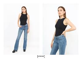 Model Digitals Example Poses