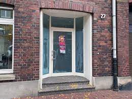 Hier gibt es alle informationen über die deutsche bank filiale bahnstr. Deutsche Bank Zieht Sich Aus Schiefbahn Zuruck Lukas Maassen