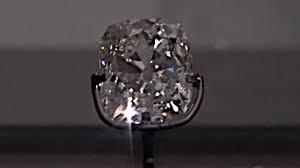 Dengan diamond, sobat dapat memiliki skin keren dan terbaik. South Africa Unidentified Stones Spark Diamond Rush Bbc News