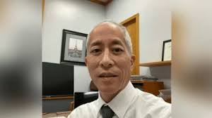 Matthew and Abby Stuebe unload 1013 Rolling Pass, Glenview