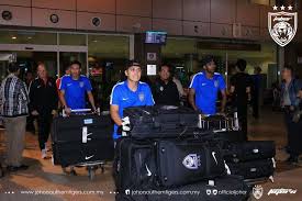 Pukulan ayam dengan taji yang sangat tepat dan menusuk. Grtu On Twitter Twt Larkin Kesian Tengok Gopi Tuah Ayam Nampak Di Kaki Tuah Manusia Siapa Tau