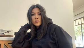 Kourtney kardashian and her boyfriend younes bendjima have been together for just over a year and a half , though in this time, somehow bendjima has managed to maintain a relatively low profile. Kourtney Kardashian Sends Hilarious Love Note To Her Boyfriend Travis Barker