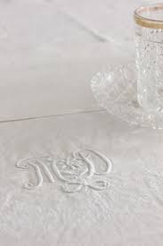 Monogramme Home Regards Et Maisons Vintage Linens Embroidery Monogram Embroidered Monogram