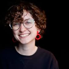 Emma Rhodes (BA' 20) has received a $12,000 literary grant from the Ontario  Arts Council to support her poetry collection tentatively titled "When Was  the Last Time I Thanked My Mother." Rhodes,