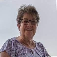 Rowena Stein's Instagram, Twitter & Facebook