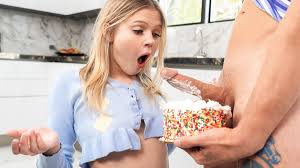 Sugar Family - Episode 1: Cock tastes better than cake - Oops Family