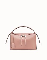 Maybe you would like to learn more about one of these? 2200 Euros Fendi Na Promocao Da Gilt 1449 Dolares Brown Leather Bag Fendi Black Leather Bags