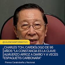 Nacido en 1930 en Ipoh, Singapur, el doctor Charles Toh Chai Soon es  considerado como el 'padre de la cardiología' en el estado asiático, siendo  el fundador del Departamento de Cardiología del