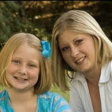 Aimee Bunting's Instagram, Twitter & Facebook