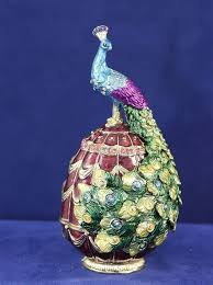 Emaillierter Bejeweled Pfau Des Zinns Auf Ei Trinket Kasten Mit Schatz Nach Innen Peacock Art Trinket Boxes Egg Art