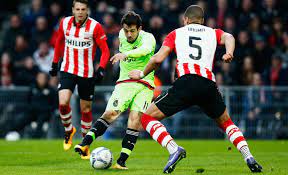 Ajax showtime » voetbalnieuws » succesweekend compleet: Feyenoord Draw Helps Ajax And Psv To Close Gap In The Dutch League
