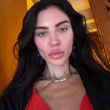 Another unforgettable sunrise at The Kazbah this year. This one was our 5th  anniversary... 7.5 hour and a special suprise when Robot Heart stopped by  to plug in. Sabo and I are