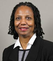 Lynette Agnew's Instagram, Twitter & Facebook