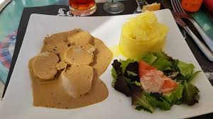 Terrasse Arriere Picture Of Le Bistrot De Paris Saint Germain En Laye Tripadvisor