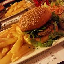 A guidepost for those of a higher calling in search of truth, enlightenment, the great american burger, and craft beer. Le Burger Sicilien Picture Of Karpa Vannes Tripadvisor