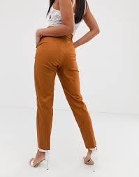Daxon propose un échantillon varié de pantalons qui vous séduira ! Asos Design Pantalon Slim Fonctionnel Rouille Rouge Femme
