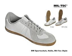 Bei uns findet ihr unterschiedliche sportschuhe in einer großen auswahl und zu absolut fairen preisen | riesiges sortiment über 1 mio. Bw Sportschuh Halle A Bundeswehr Shop Raer Hildesheim
