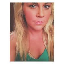 Rachel Ness (@RachelMNess)