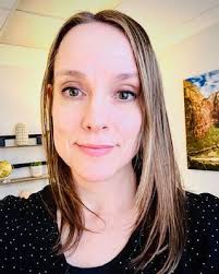 Bethany Wells's Instagram, Twitter & Facebook