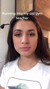 Lauren Raper's Instagram, Twitter & Facebook